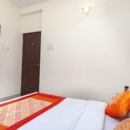 Oyo 22019 Skye Service Apartments Madrás Exterior foto