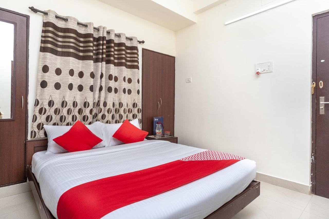Oyo 22019 Skye Service Apartments Madrás Exterior foto