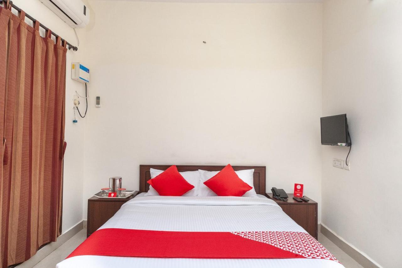 Oyo 22019 Skye Service Apartments Madrás Exterior foto