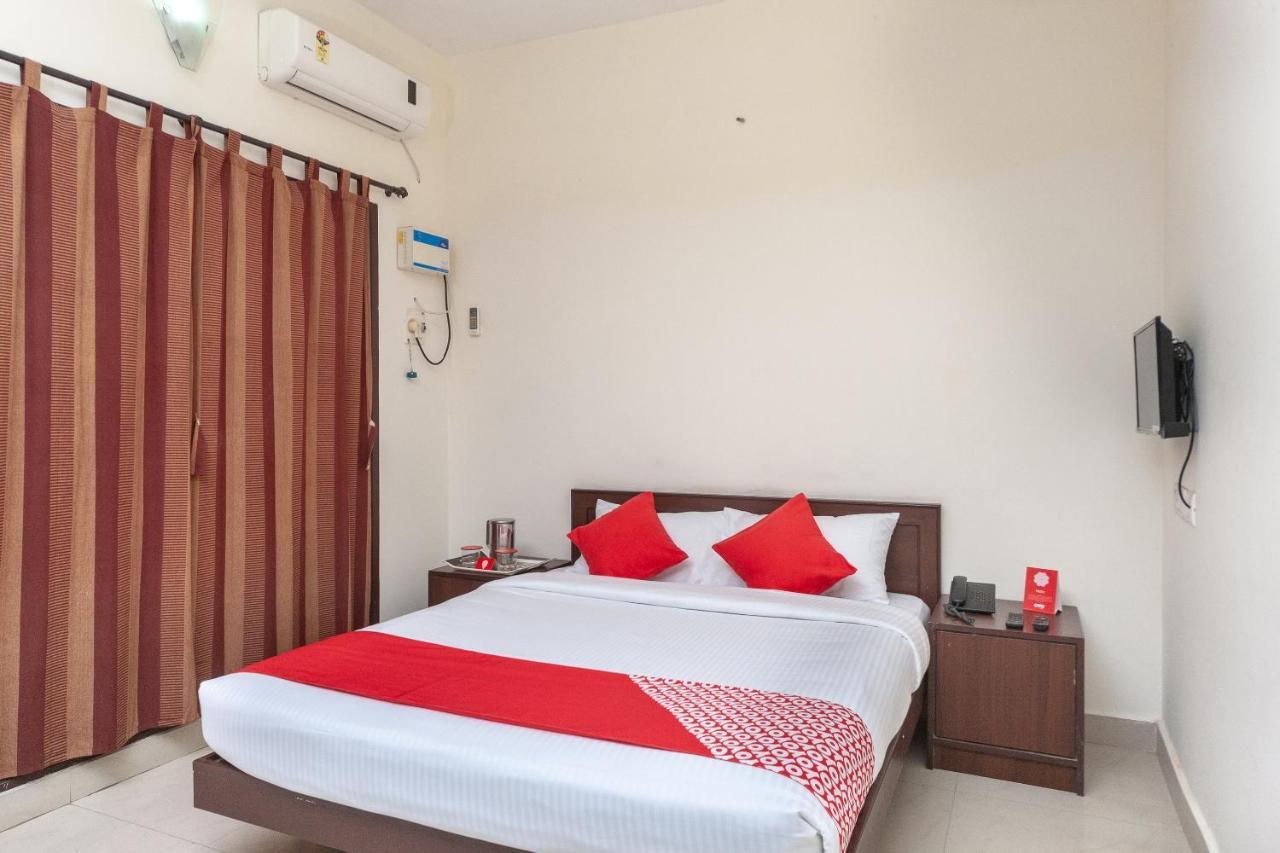Oyo 22019 Skye Service Apartments Madrás Exterior foto