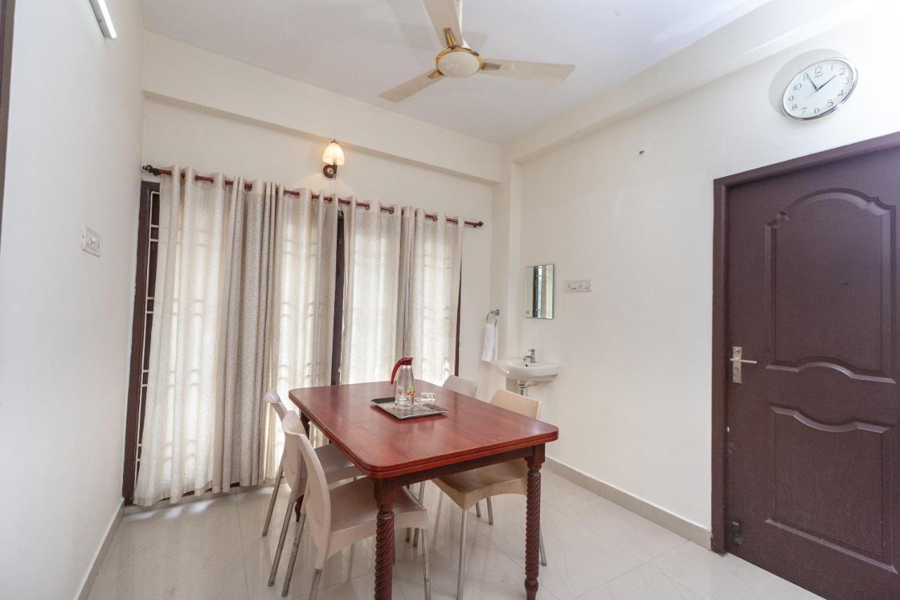 Oyo 22019 Skye Service Apartments Madrás Exterior foto
