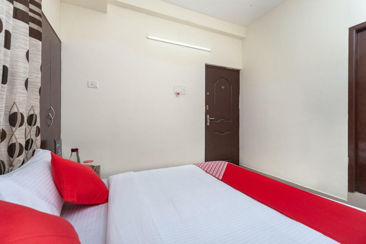 Oyo 22019 Skye Service Apartments Madrás Exterior foto