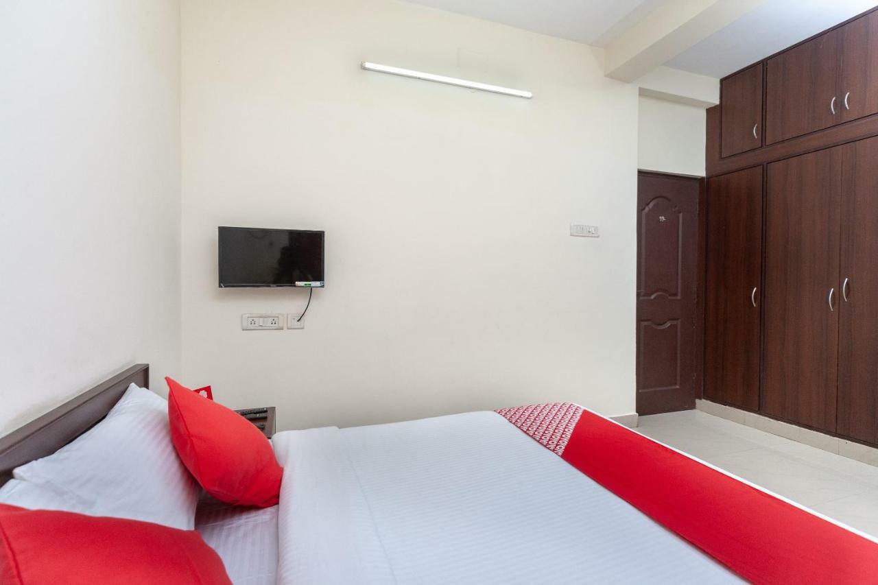 Oyo 22019 Skye Service Apartments Madrás Exterior foto